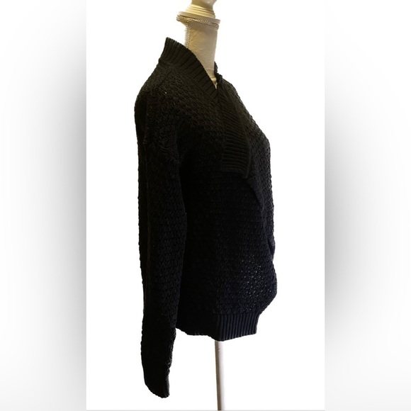 Ann Taylor Loft Sweater - Picture 2 of 9